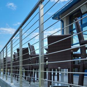 SS316 Material Exterior hand railing systems with solid rod design Manufactures