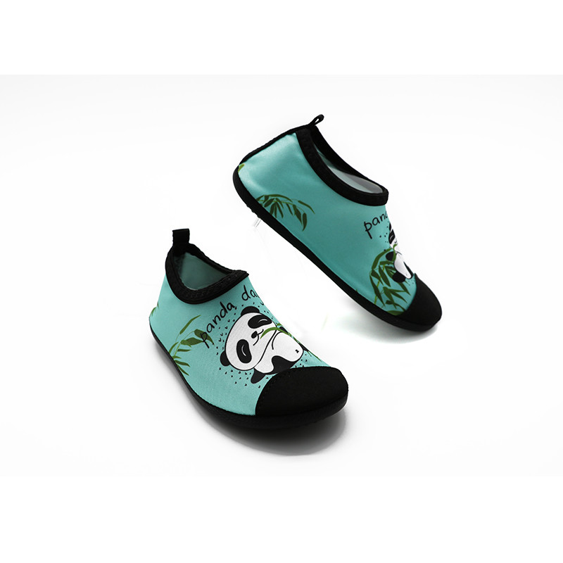  Summer Cute Kids Aqua Water Shoes Comfortable Pool And Beach Shoes Wearable PVC Sole Manufactures