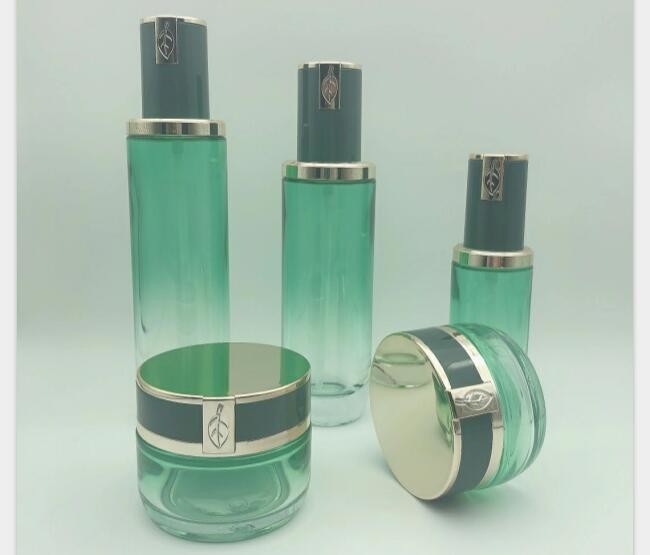  Glass Cream Jar Bottles Cosmetic Packaging in Set/ Skincare Glass Bottles Good Sealing Performance Manufactures