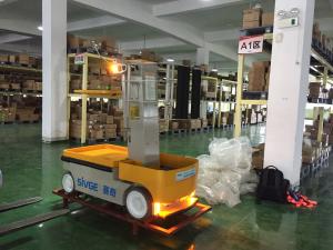  6 m Mast Type Aluminum Self Propelled Elevating Work Platforms Stock Picker with maintenance-free battery Manufactures