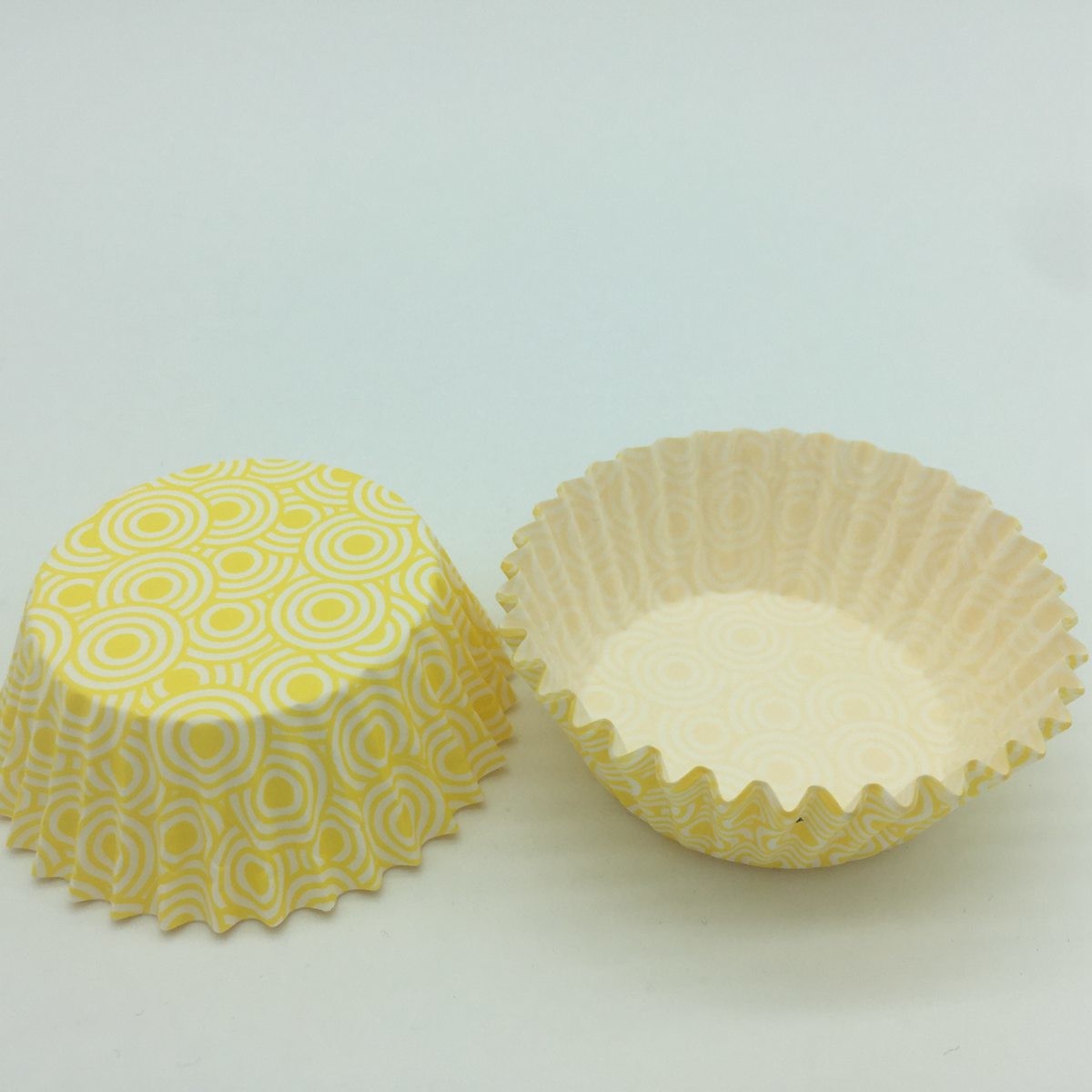  Yellow Cwedding Cupcake Holders , Greaseproof Paper Muffin Cases Cups Wrappers Manufactures