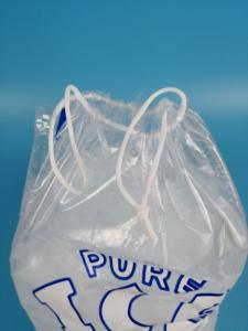  Ldpe Plastic Ice Bags With Drawstring , Ice Cube Bags 1 KG Weight Capacity Manufactures