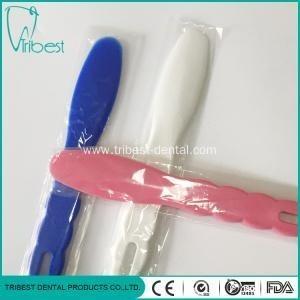  Colorful Disposable Plastic Dental Spatula easy cleaning Manufactures