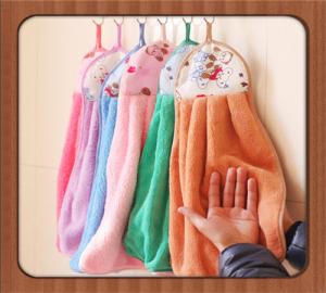  Multifunction Durable Round Hanging Kitchen Towel With Buttons Manufactures