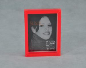  Red Acrylic Custom Picture Frames Rectangle Shape 153×112 mm 500pcs Manufactures