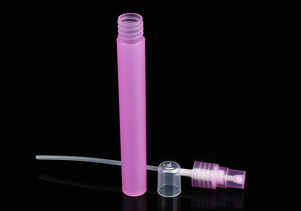  Beautiful Color Mini Perfume Pen Spray / Portable Perfume Spray Bottles Manufactures