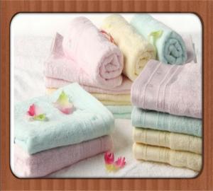  wholesale super cheap 100% cotton fabric plain dyed soft size face towel Manufactures