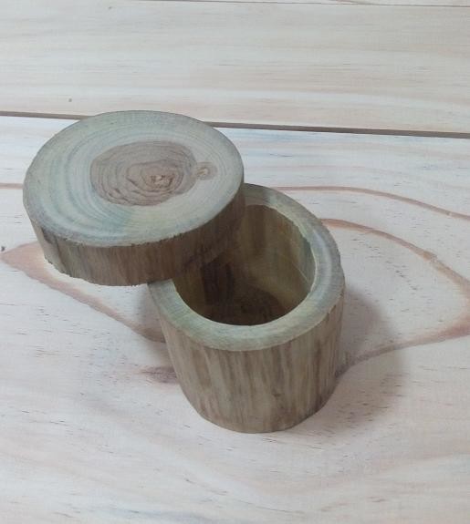  Teak Wood Ring Box, Wood Ashtray, Jewelry boxes, 2'' x 2'', 3'' x 3'' Manufactures