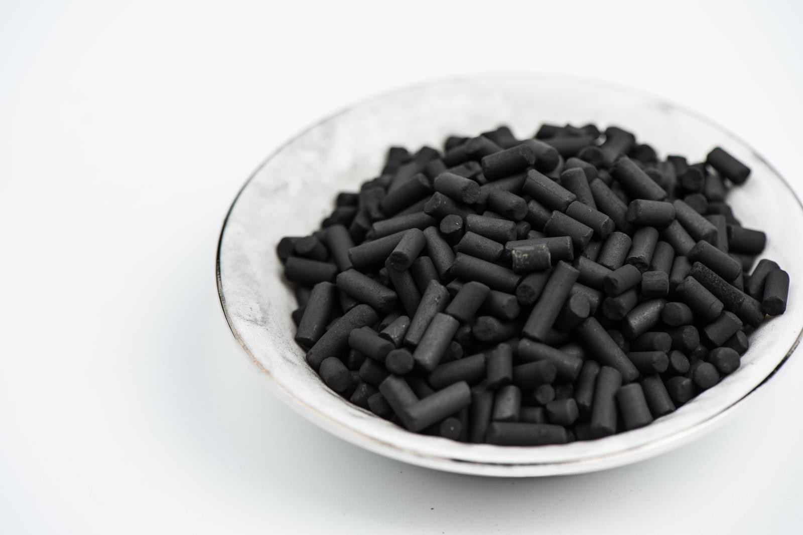  Coal Based Impregnated Activated Carbon Pellet Granule Respirator Human Protection 4mm NAOH 6-8% Manufactures