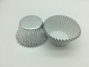  Heat Resist Aluminum Baking Cups Foil Muffin Liners Silver Round Shape For Bakery Manufactures