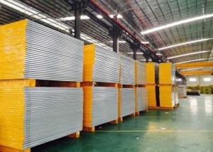  Prefab House Sound Insulation Fireproof Glass Wool Sandwich Panel Manufactures