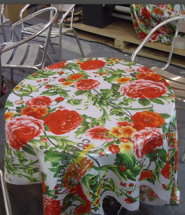 Coated Polyester Satin Digital Printing Fabric For Tablecloth Making Manufactures
