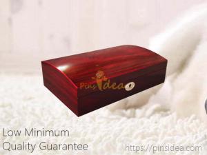  Good Quality Luxury Archered Lid High Gloss Cherry Color Pet Memorial Wooden Keepsake Urn Box with Lock, Small Order Manufactures