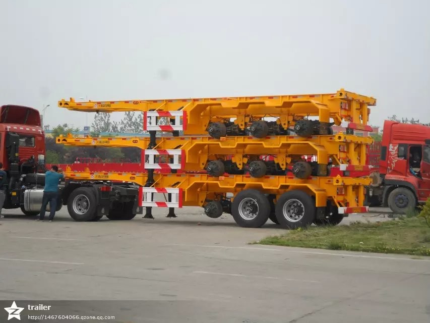  20 / 40 Foot Flatbed Semi Trailer Trucks / Skeletal Trailer 12 Pcs Container Twist With 2 Or 3 FUWA Axles Manufactures