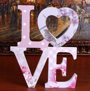  Wooden letters, decorative hanging letters LOVE, different fonts sizes can be customed Manufactures
