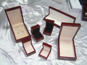  Wooden jewelry box sets for earring, necklace, ring, pendants packaging box, glossy finished, velvet or PU lining Manufactures