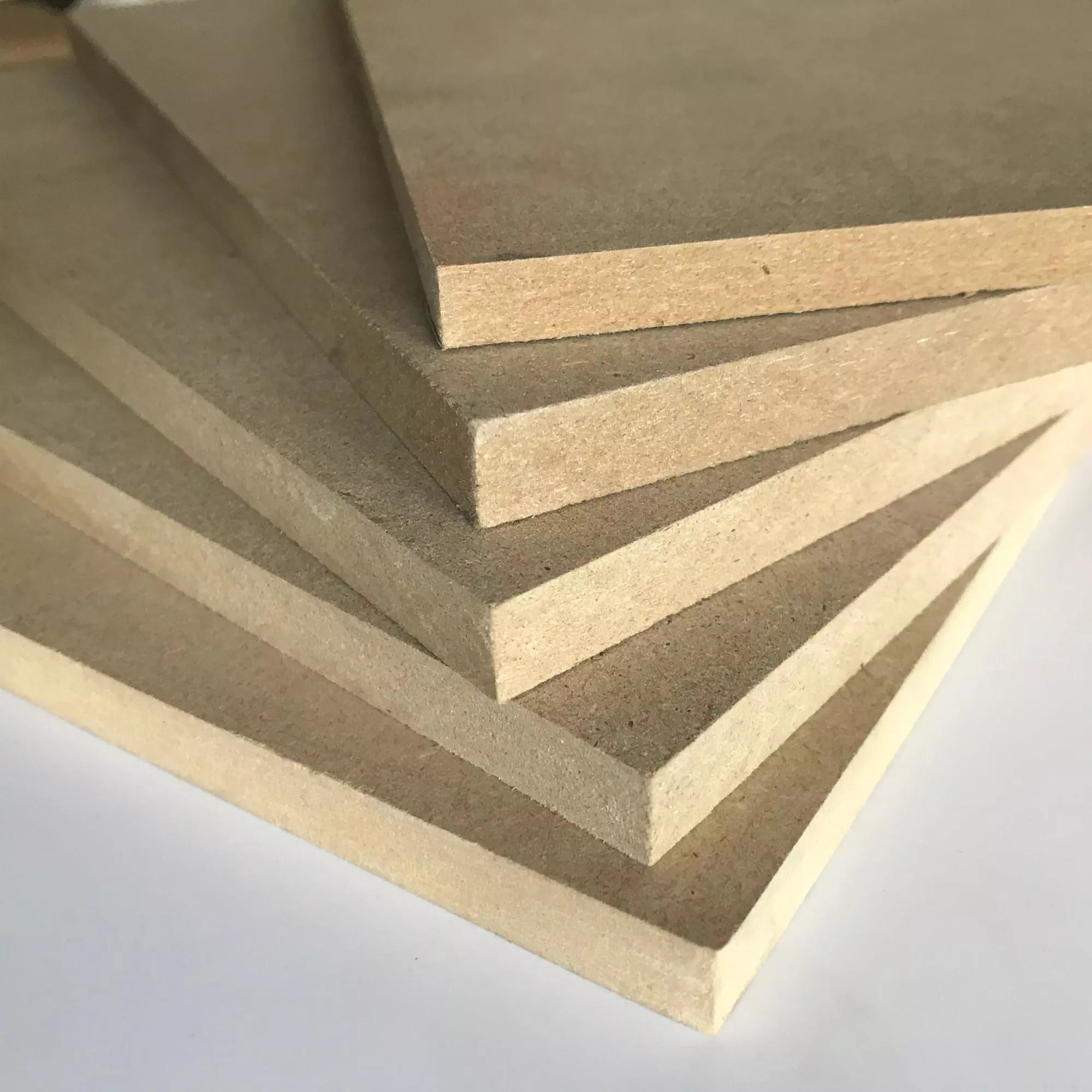  Thickness 1.8 - 30mm Melamine Faced MDF Board 8% - 14% Moisture Content Manufactures