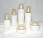  White Blown Frosted Cream Cosmetic Glass Bottles and Jars Manufactures