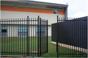  Residential Wrought Iron Steel Tubular Fencing Rustproof Manufactures