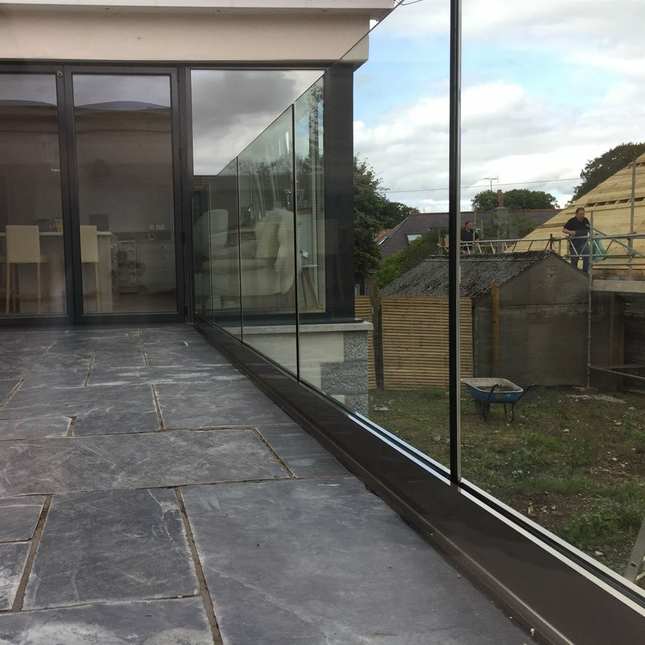  frameless glass balustrade channel in aluminum for deck use Manufactures