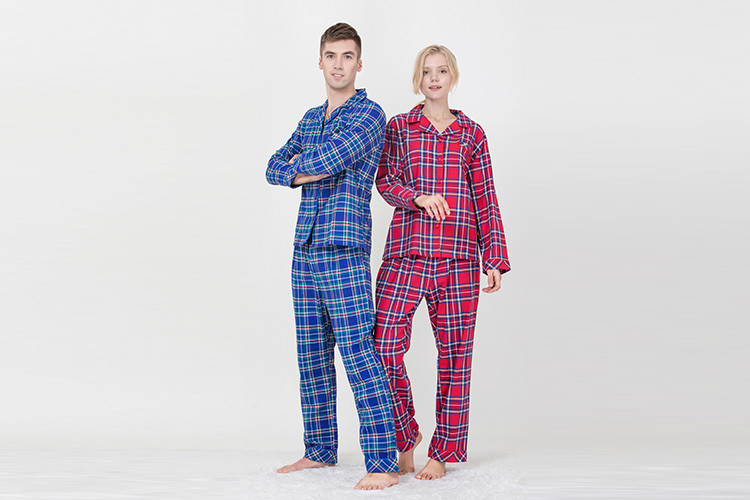  Lovers Pyjamas Cotton Yarn Dyed Check Flannel Long Sleeve Long Pants Satin Piping Pocket Satin Fabric Covered Buttons Manufactures