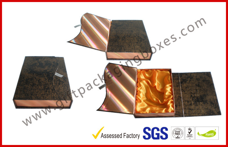  Leather Rigid Gift Boxes For Luxury Gift Packing , Embossed Foldable Manufactures