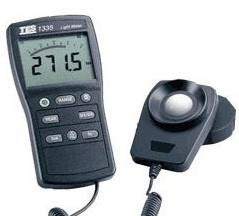  TES-1335 Digital Illumination Meter Manufactures