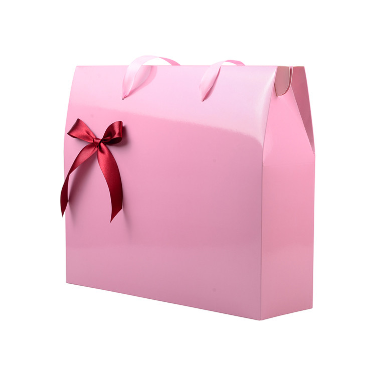  Pink Apparel Custom Printed Paper Bags , Personalised Shopping Bags Manufactures