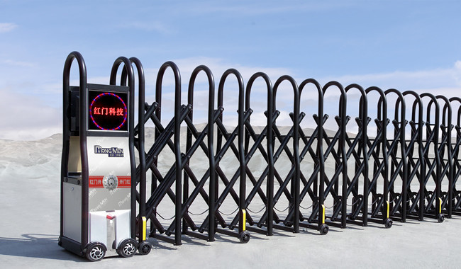  Industial Grade Trackless Automatic Folding Gate With Aerodynamic Design Manufactures