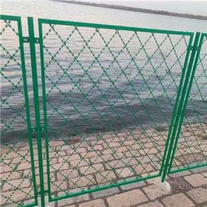  High quality hot dipped galvanized diamond razor barbed wire mesh anti climb welded concertina blade razor wire fence Manufactures