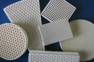 Refractory Infrared Porous Ceramic Cordierite Ceramic Honeycomb In Bbq Grill For Roasting Manufactures