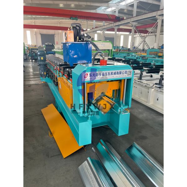 Full Automatic 300mm Finished Width Ridge Cap Roll Forming Machine with Hydraulic Press for Metal Roof Systems