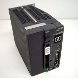 R88D-KT04L OMRON AC Servodriver , Analog Inputs / Pulse Train Inputs , Single