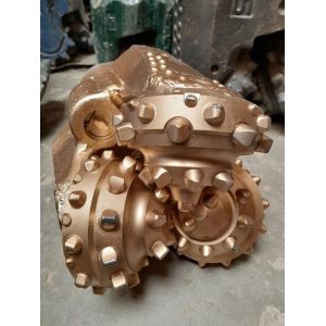 Tricone Roller Bit, Milled Tooth, 7-5/8'' dia, with 4-1/2'' API Regular pin for