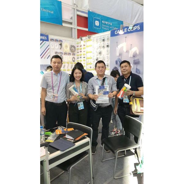 Industrial Self Locking Cable Ties High Toughness For Versatile Applications