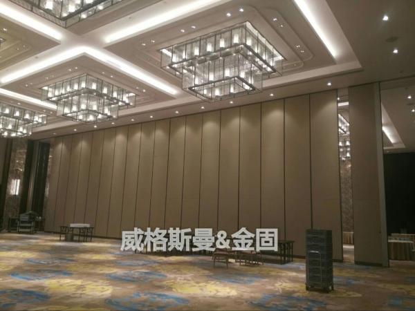 Exhibition Centers Operable Partition Wall with Customized Size and Mechanical