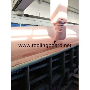 Model and mold making paste,manually mixed and applied epoxy resin paste