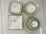 Korean Style White Porcelain Dinnerware Sets With Traditional Flower Decoration