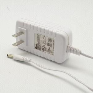  15W Universal AC power adapter , White Color Level V Power Supplies Manufactures
