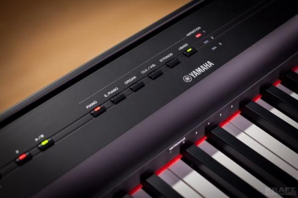 Yamaha P-125 Portable Digital Piano Yamaha P-125 Deluxe Digital Piano Pack In Black Finish