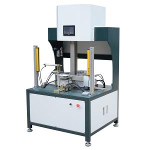  Automatic Feeding and Air Bubbles Pressing Machine With Manipulator Manufactures
