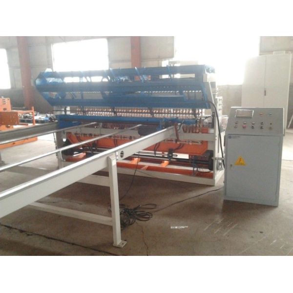  PLC Control Mesh Panel Welding Machine , Automatic Wire Mesh Welding Machine Manufactures