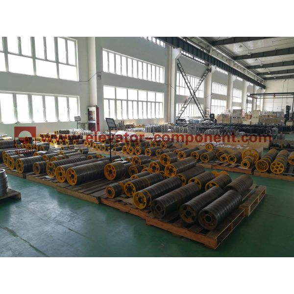 320 Elevator Lift Gearless Traction Machines With Electric Elevator Motor