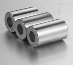  Large 0.3mm 0.8mm Cylindrical Rare Earth Magnets , Large N52 Neodymium Magnets Manufactures
