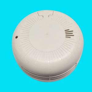 China ODM 9V Battery Operated Smoke Alarm Detector In Garage on sale