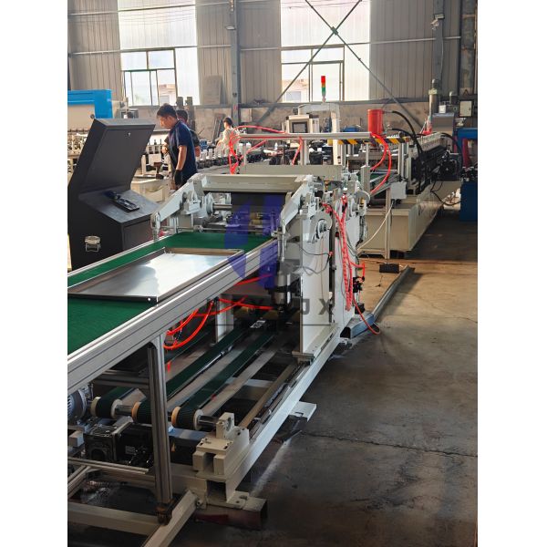 Fast Production Electric Shelf Panel Roll Forming Machine Fully Automatic 0-10m/Min
