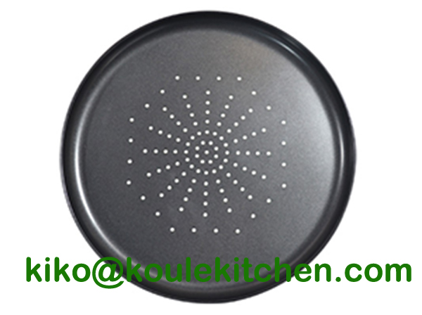 Pizza Pan, Small holes