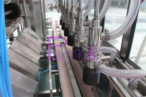  Four Washing Steps Automatic Water Filling Machine With Stainless Steel Chain Manufactures