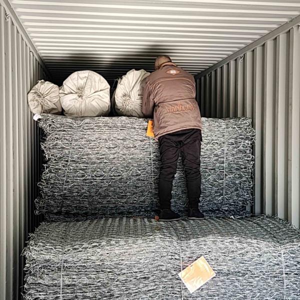 Double Twisted Hexagonal Pattern Ensuring Exceptional Strength And Durability For Gabion Wire Mesh