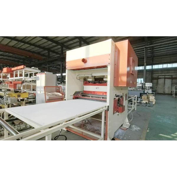 CNC Controlled Energy Saving High Efficient Hole Punching Machine for MDF and Gypsum Board Perforator